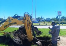 Intensifican trabajos en redes de agua y cloacas en distintos barrios