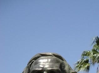 Marcha atrás con el reemplazo del Monumento a Urquiza en la rotonda de ingreso a la ciudad