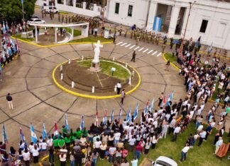 Emotivo homenaje uruguayense a veteranos y caídos en Malvinas
