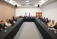 Frigerio analizó con intendentes justicialistas la situación de los municipios y la caída de recursos