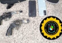 Detuvieron a dos personas y secuestraron armas de fuego