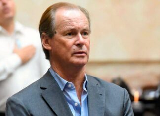 Bordet afirmó que no usará sus fueros y puso su vivienda a disposición de la Justicia