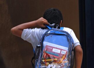 ¿La nueva normalidad? Una escuela de Entre Ríos prohibió el uso de mochilas