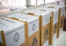 Ficha Electoral: Mirar donde no quieren que miremos