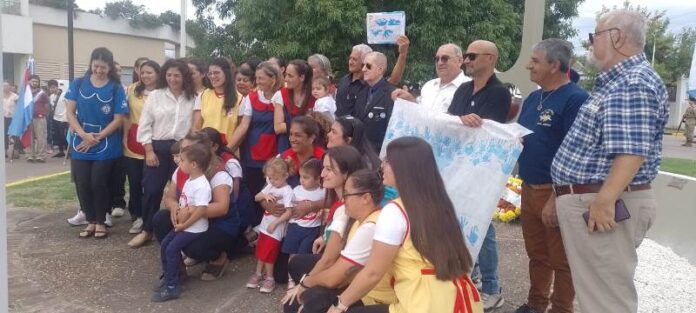 pagina 12 malvinas.jpg