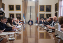 El Gobierno interviene en el conflicto de Granja Tres Arroyos y convoca a sostener el diálogo