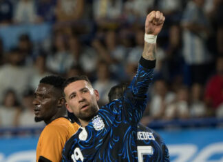 Otamendi podrá jugar el debut tras la amnistía de FIFA