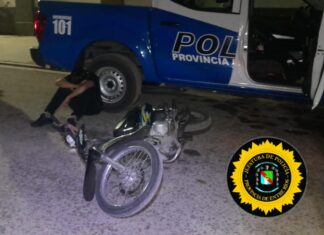 Menor fue demorado tras persecución policial y retuvieron una motocicleta