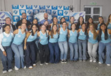Entregaron un aporte municipal para iluminar la cancha de hockey de Regatas Uruguay
