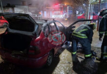 Incendio en un vehículo en barrio La Unión: no hubo heridos