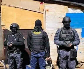 Allanamiento en Colón: secuestran cocaína, dinero y elementos vinculados al narcomenudeo