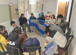 Estudiantes de la Escuela Nº 17 visitaron el Centro de Escucha Adolescente