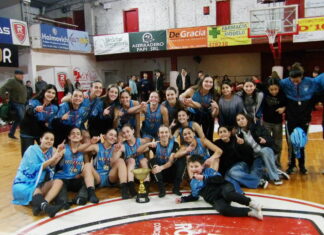Regatas Uruguay campeón de la U17 Femenina