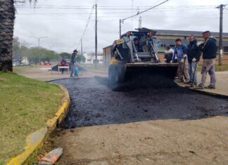 Continúan las obras de bacheo en distintos sectores