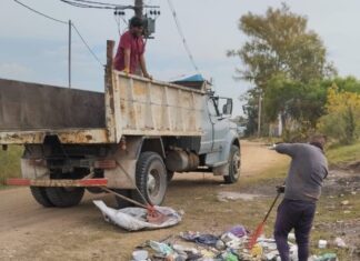 Continúan los operativos de limpieza y saneamiento urbano en la ciudad