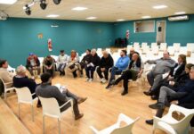 Conflicto municipal. Sin paros, pero sin acuerdo: el diálogo abre una tregua con final incierto