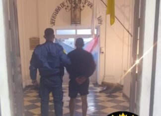 Detuvieron a un hombre tras agredir a su expareja y al hijo de la mujer