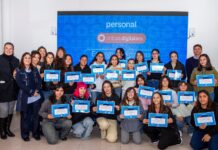 Entregaron diplomas a las egresadas del programa Chicas Digitalers