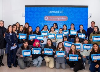 Entregaron diplomas a las egresadas del programa Chicas Digitalers
