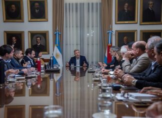 Frigerio encabezó una reunión de gabinete para evaluar la gestión y definir nuevas acciones de gobierno