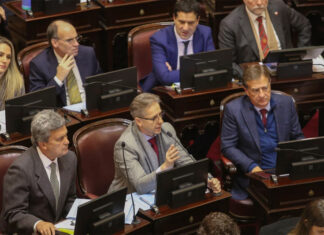 El Gobierno busca acuerdos en el Senado para aprobar leyes clave