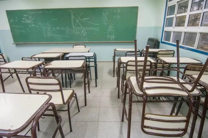Paro docente en Entre Ríos: Agmer y AMET rechazan el aumento salarial por decreto