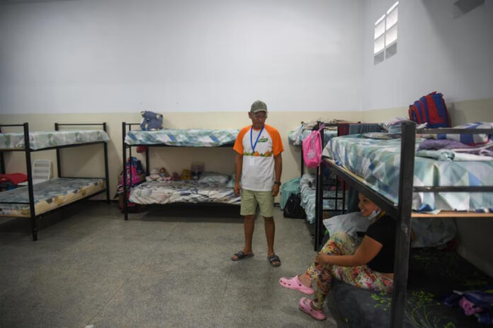 Venezuela entregó viviendas a damnificados por los sismos
