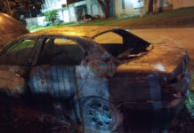 Un automóvil fue destruido por un incendio en Concepción del Uruguay