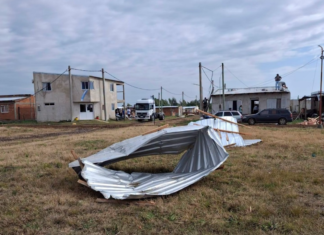 La Provincia asistió a familias de La Criolla y Concordia tras el fuerte temporal