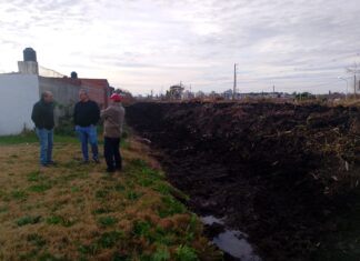 Finalizó la limpieza del desagüe pluvial en barrio AGMER