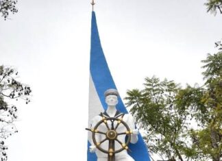 Pusieron en valor el monumento «Marinero de Falúa» en la zona portuaria