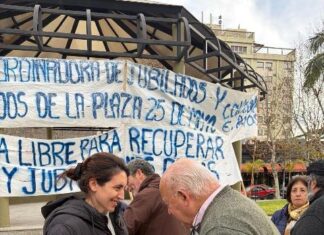 Marclay se reunió con jubilados de Concordia por la situación de PAMI