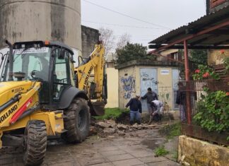 Repararon una cañería de agua en el Barrio 48 Viviendas