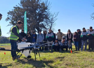 Capacitación en drones para estudiantes de escuelas técnicas