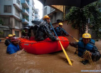 Inundaciones en Nepal: al menos 95 muertos y cientos de desaparecidos