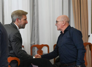 Frigerio y los gremios buscan una salida