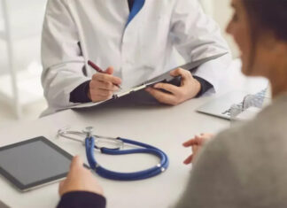 El Gobierno reglamentó el cobro de la atención médica a extranjeros no residentes