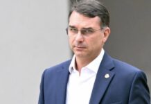 La candidatura de Flávio Bolsonaro suma obstáculos