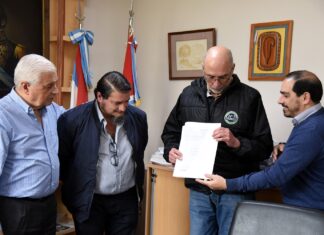 La EET 3 recibió un aporte para competir en el Desafío ECO YPF