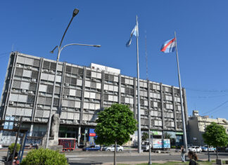 El CGE informó que ocho de cada diez docentes concurrieron a las escuelas