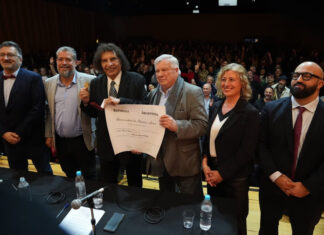 La UBA distinguió a Alejandro Dolina con el título de Doctor Honoris Causa