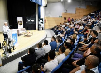 Más de 200 dirigentes participaron de un encuentro del fútbol entrerriano