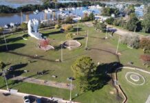 La Estudiantina celebra la llegada de la Primavera en la Zona Joven