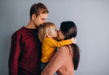 Adopción: el derecho a una familia.