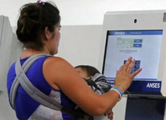 La AUH amplía el control automático para acreditar salud, vacunas y escolaridad