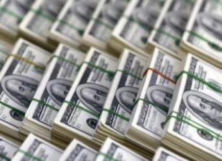 El dólar blue marcó un nuevo récord y cerró en $1.560