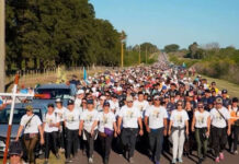 Miles de fieles participan de la 44ª Peregrinación de los Pueblos hacia Paraná