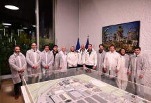 Funcionarios y gobernadores recorrieron el mercado mayorista de Rungis en París