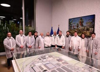 Funcionarios y gobernadores recorrieron el mercado mayorista de Rungis en París